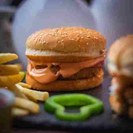 Crispy Aloo Tikki Burger